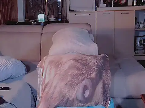 sola1213 online show from 10-03-25, 12:47