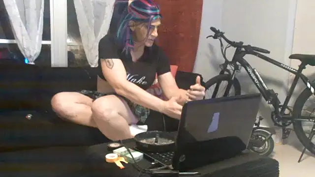 Snapshot of mistismoker chatting on 03-20-26, 03:29 mistismoker online show from 03-20-26, 03:29