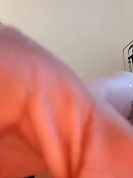 P44698 online show from 10-04-25, 02:18