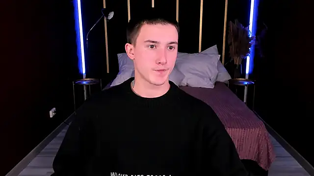 Snapshot of David__Diamond chatting on 10-20-25, 03:45 David  Diamond online show from 10-20-25, 03:45