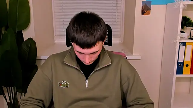 David  Diamond online show from 12-21-25, 03:47