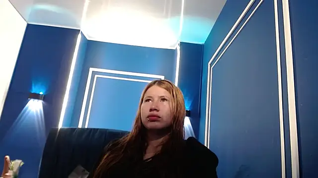 Olivia11  online show from 09-30-25, 12:11