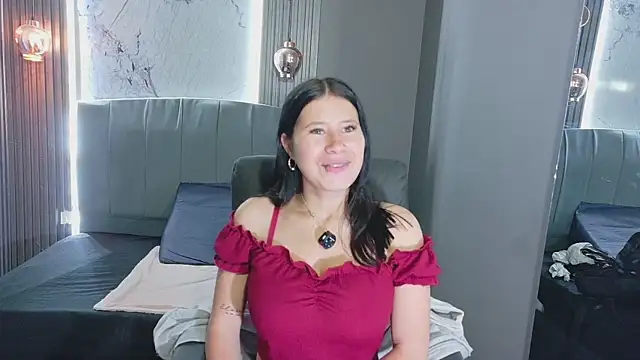 Olivia11  online show from 05-12-26, 12:44