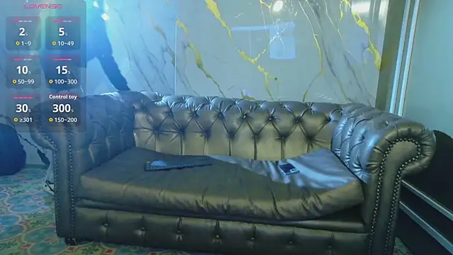 Olivia11  online show from 12-17-25, 11:37