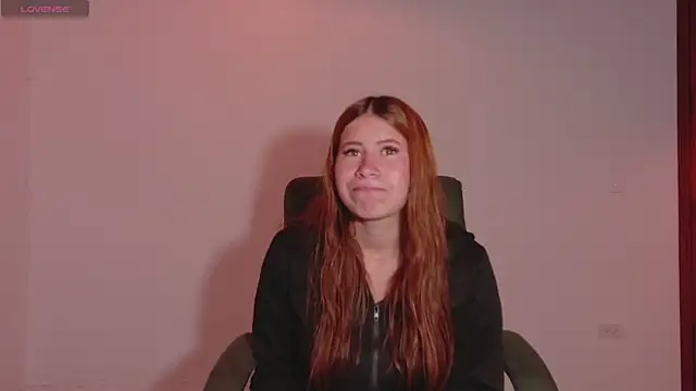 Olivia11  online show from 11-08-25, 12:09