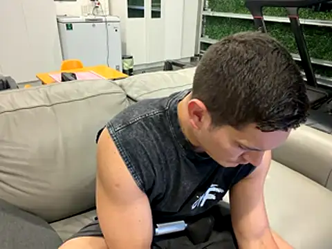 Matteus2000 online show from 12-22-25, 09:09