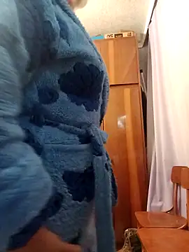 52MiaLove02 online show from 11-17-25, 05:39