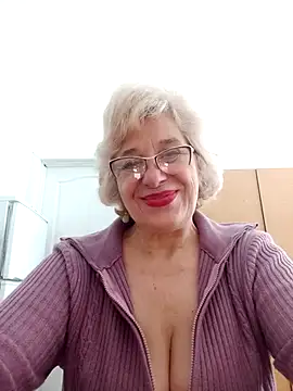 52MiaLove02 online show from 04-21-26, 04:52
