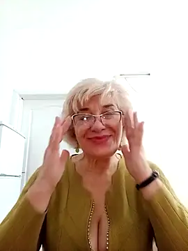 52MiaLove02 online show from 11-26-25, 10:37