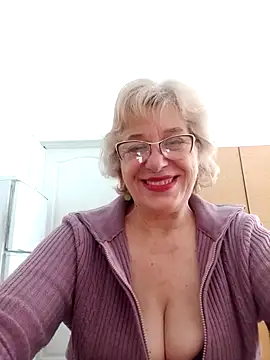 52MiaLove02 online show from 04-24-26, 04:47