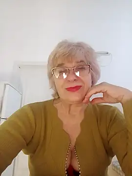 52MiaLove02 online show from 01-13-26, 05:55