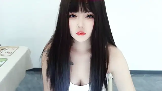 -caicai online show from 10-11-25, 02:45