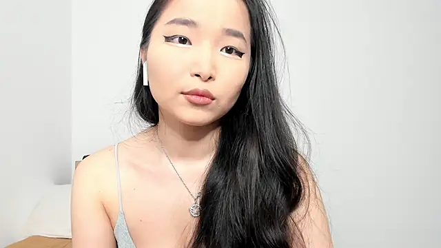Soyun Mia online show from 05-15-26, 01:20