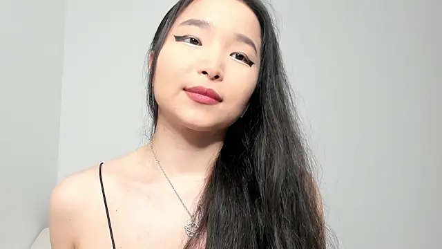 Soyun Mia online show from 05-19-26, 01:18