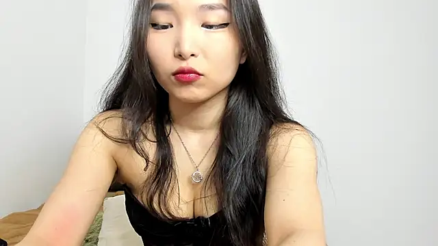 Soyun Mia online show from 02-02-26, 01:32