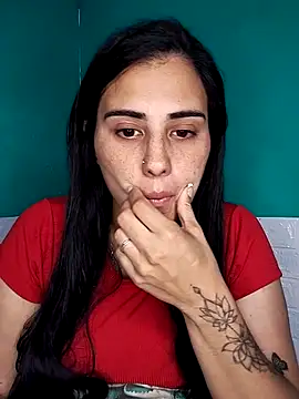 kariciasecreta online show from 11-05-25, 01:09