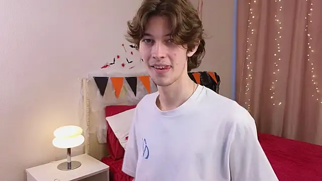  Den1s  online show from 10-25-25, 12:28