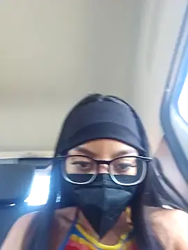 Snapshot of Liarmosca21 chatting on 02-10-26, 01:54 Liarmosca21 online show from 02-10-26, 01:54