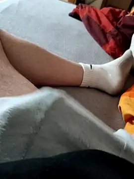 Snapshot of boxerundsocken91 chatting on 02-18-26, 01:29 boxerundsocken91 online show from 02-18-26, 01:29