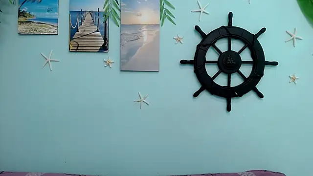 Snapshot of valeria18sexy chatting on 11-28-25, 12:44 valeria18sexy online show from 11-28-25, 12:44