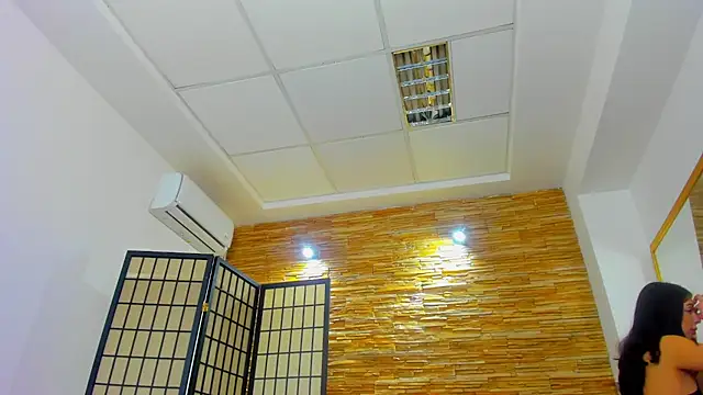 Jelly Bee online show from 01-12-26, 07:31