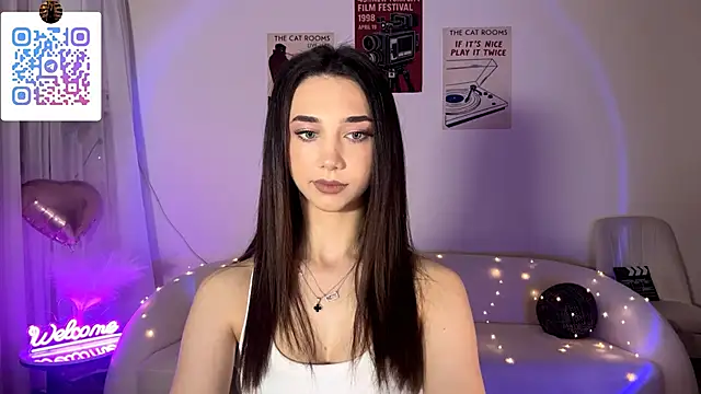 LinaMour online show from 06-18-26, 10:48