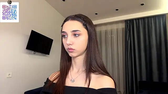 LinaMour online show from 12-22-25, 10:21