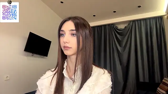 LinaMour online show from 12-19-25, 10:12