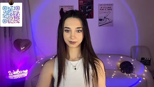 LinaMour online show from 06-19-26, 10:47