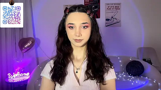 LinaMour online show from 06-10-26, 10:22