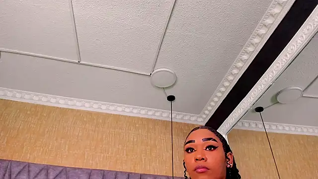 SkylerBloomm online show from 01-09-26, 03:02