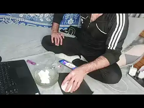 yazinyazin1 online show from 03-16-26, 10:45