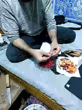 yazinyazin1 online show from 03-06-26, 08:48