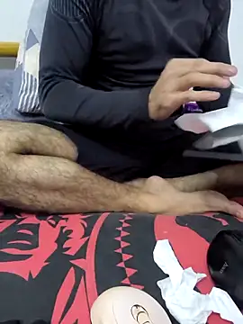 yazinyazin1 online show from 12-02-25, 07:48