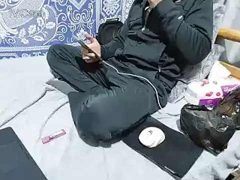 yazinyazin1 online show from 02-07-26, 07:55