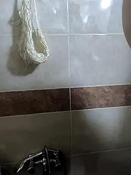 yazinyazin1 online show from 11-15-25, 02:04