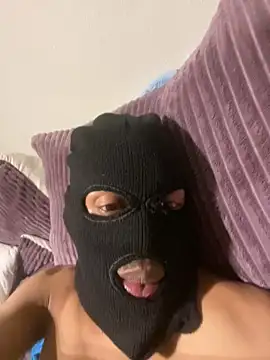 fitsexyman online show from 04-05-26, 09:32