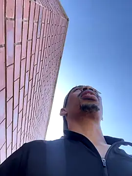 Snapshot of fitsexyman chatting on 09-18-25, 12:19 fitsexyman online show from 09-18-25, 12:19