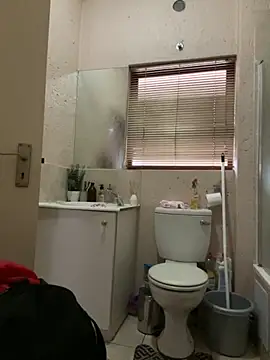 Snapshot of fitsexyman chatting on 09-20-25, 05:12 fitsexyman online show from 09-20-25, 05:12