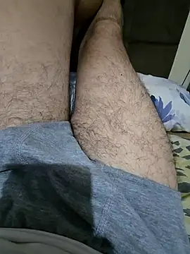 Snapshot of sisman31 chatting on 09-10-25, 02:27 sisman31 online show from 09-10-25, 02:27