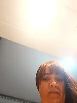 isabella931054 online show from 10-18-25, 11:45