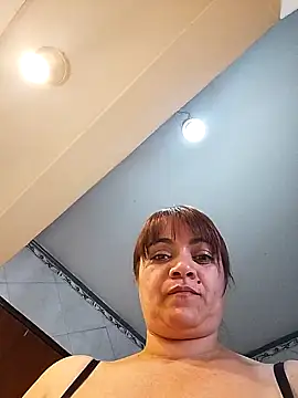 isabella931054 online show from 09-29-25, 04:01