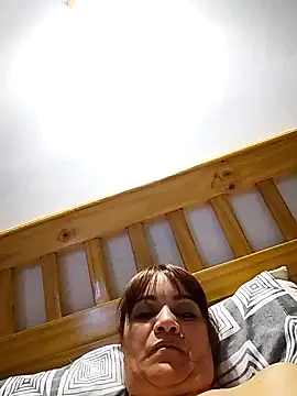 isabella931054 online show from 10-10-25, 06:09