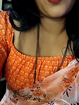 Snapshot of Angel0731 chatting on 02-17-26, 07:44 Angel0731 online show from 02-17-26, 07:44