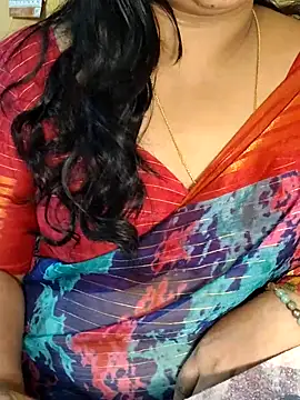 Snapshot of Angel0731 chatting on 12-15-25, 05:19 Angel0731 online show from 12-15-25, 05:19