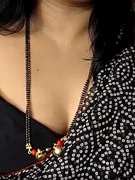 Snapshot of Angel0731 chatting on 12-23-25, 10:25 Angel0731 online show from 12-23-25, 10:25