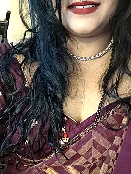 Snapshot of Angel0731 chatting on 02-21-26, 06:43 Angel0731 online show from 02-21-26, 06:43