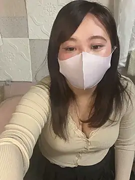 Snapshot of kotone_blossom_x chatting on 09-28-25, 01:18 kotone blossom x online show from 09-28-25, 01:18