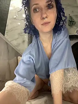 Kitty Kisss online show from 10-19-25, 07:38