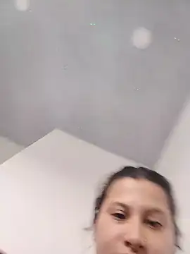 Eva Clark01 online show from 10-06-25, 03:24